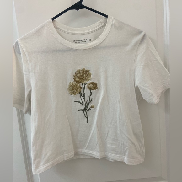 Abercrombie Crop tee - Picture 1 of 3